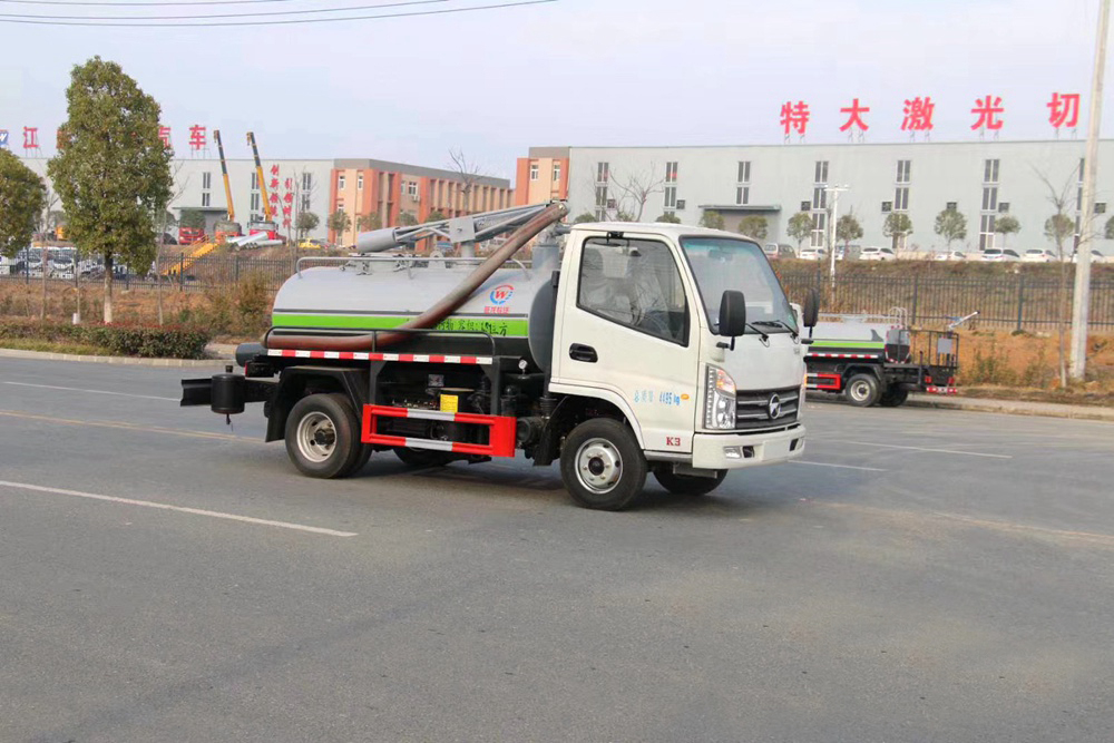 國(guó)六凱馬 吸糞車